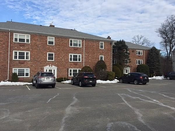 1st image of 772 Willard St Unit B7