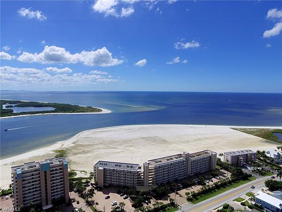 2nd image of 8350 Estero Blvd APT 312