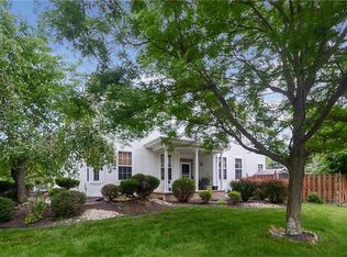 1 Hummingbird Ct, Plainsboro, NJ 08536