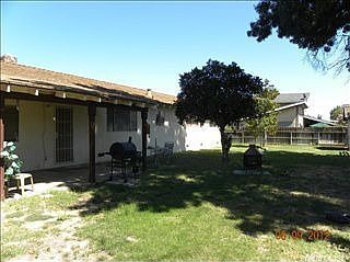 3rd image of 520 Montana Ave