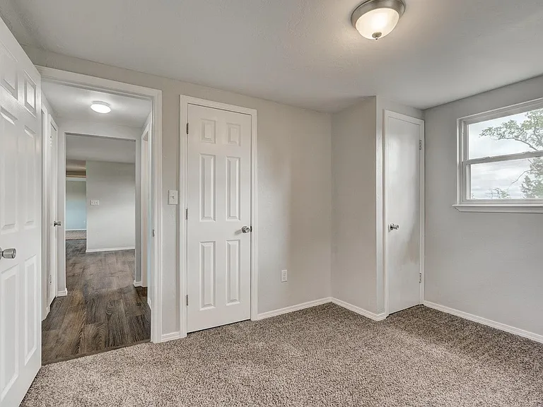 6700 N Coltrane Rd — Photo 11