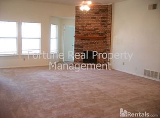 1210 Harvell Dr, Cedar Hill, TX 75104