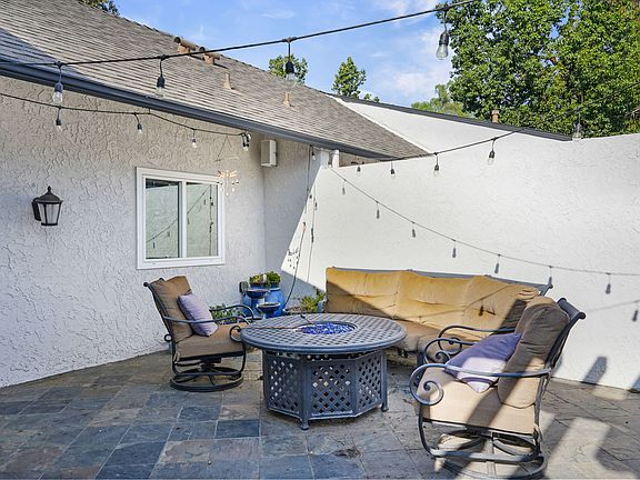 3rd image of 4007 E Crockett Dr #41