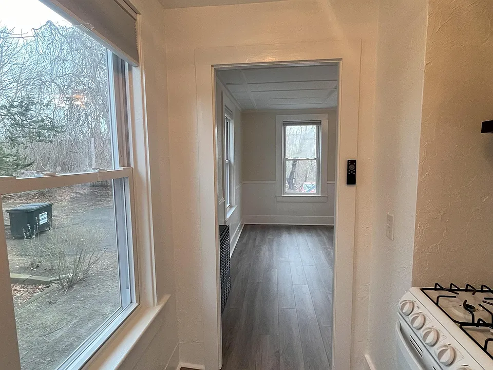 397 Court St #3