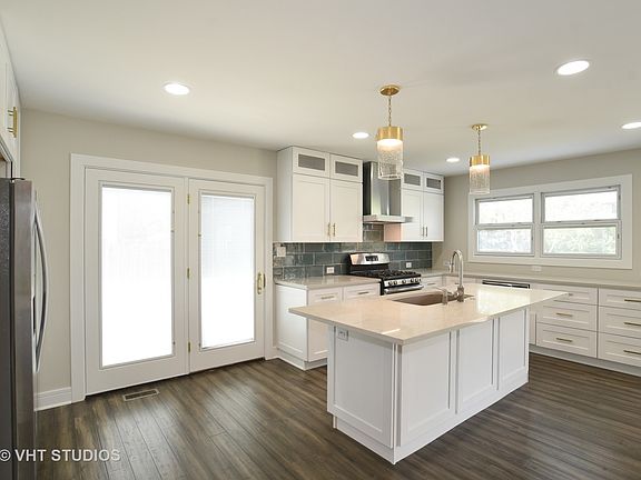 5th image of 4120 Lindenwood Ln