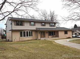 55510 E Nocturne Ln, Shelby Township, MI 48316
