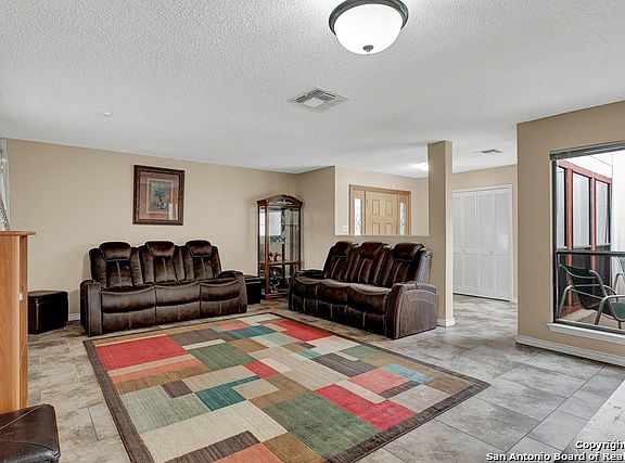 4th image of 13742 Castle Grove Dr
