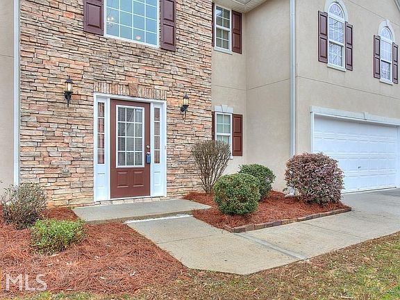 2nd image of 3464 Pembrook Farms Way NE