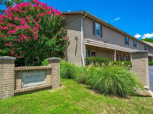 8120 W Markham St APT 14, Little Rock, AR 72205