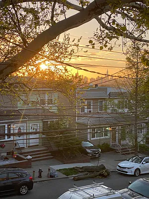 Rented by Universal Realty Group | media 3