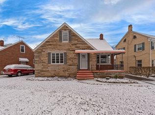 10408 Edgepark Dr, Garfield Heights, OH 44125