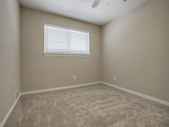 4th image of 4114 Cedar Creek Dr