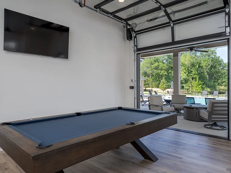 820 Stonebrook Ln — Photo 32