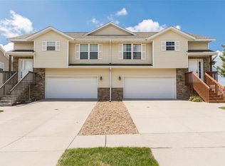 287 N Park Ridge Rd, North Liberty, IA 52317