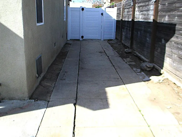1129 La Puerta St #1129 — Photo 18