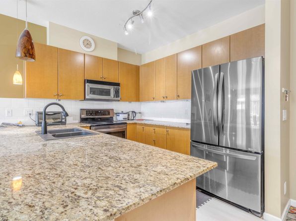 10180 153rd St #107, Surrey, BC V3R 0B5