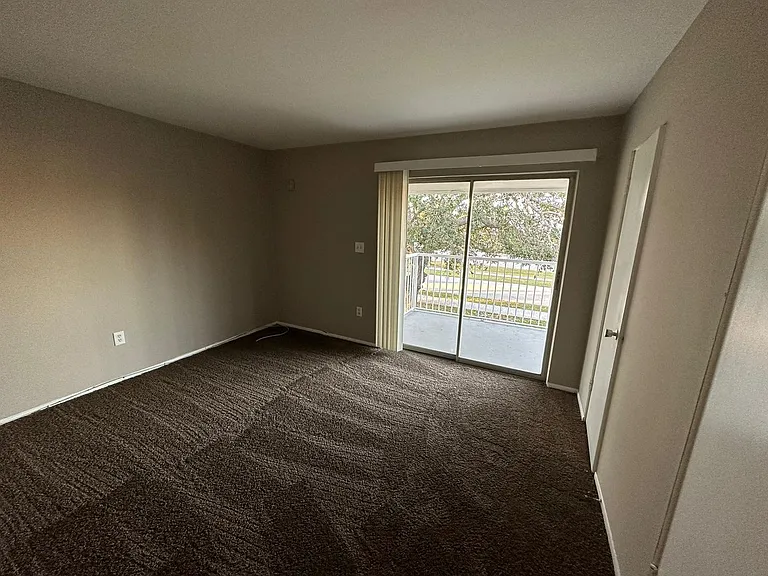 1830 Maravilla Ave #314 — Photo 12