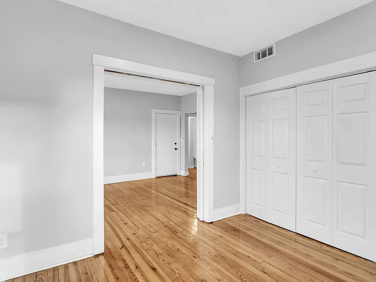 863 Chicopee St #3R — Photo 16