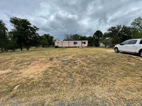 3rd image of 233 E Stonecastle Drive