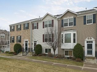 15564 June Grass Ln, Eden Prairie, MN 55347