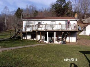 6062 Wilson Ridge Rd, Duck, WV 25063