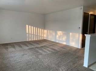 19781 Front St NE #6, Poulsbo, WA 98370