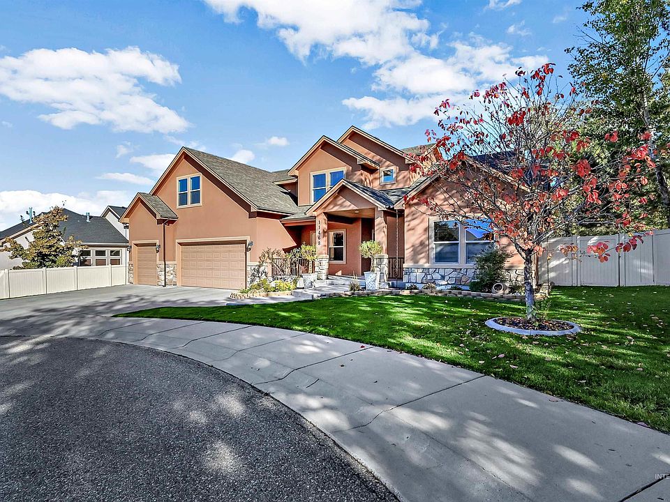 POCOTA♪♪ 11468 Grand Oaks Dr, Clio, MI 48420 | Zillow