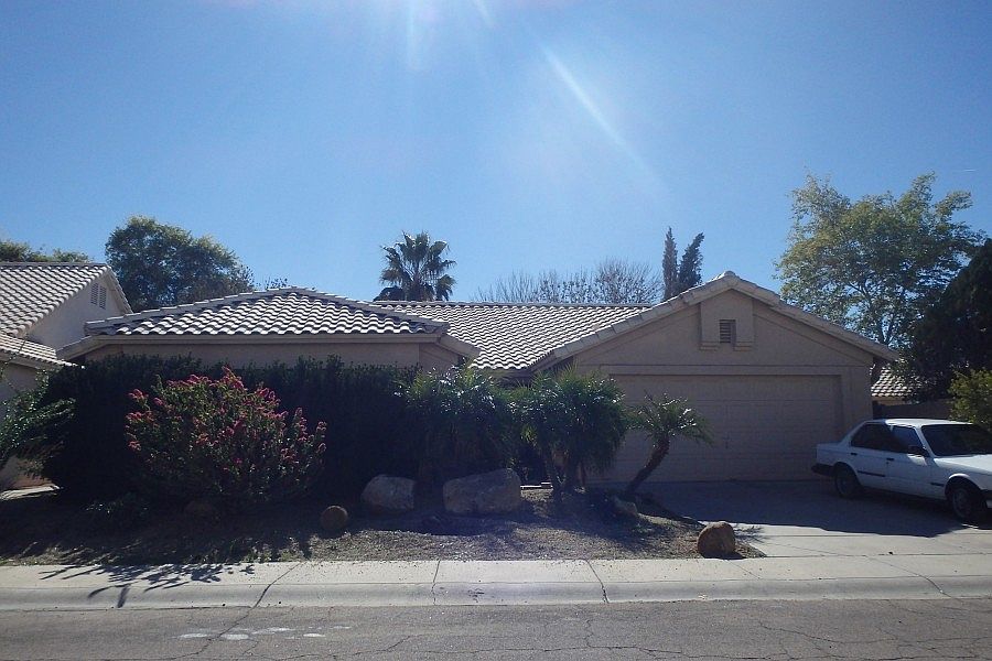 1st image of 3527 E Rockwood Dr