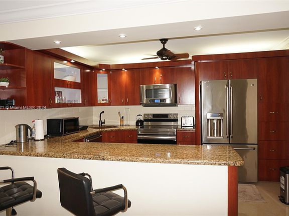 2nd image of 2750 NE 183rd St APT 2303