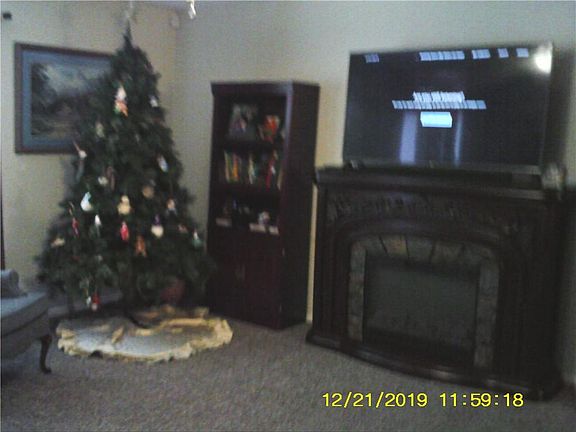 3rd image of 1360 Ellington Dr