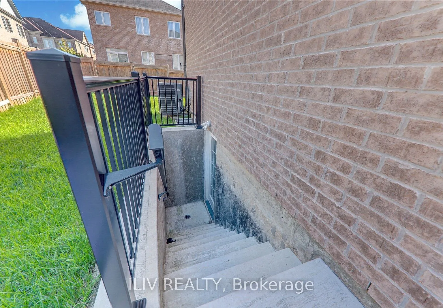 3 bed, $1,950 — Photo 3