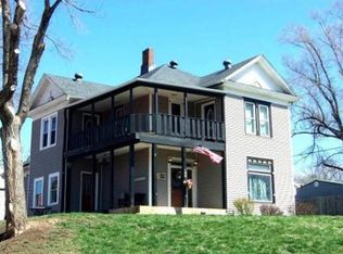 108 E 2nd St, Dearborn, MO 64439