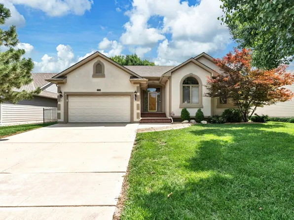 7309 E Cedaridge Cir, Wichita, KS 67226