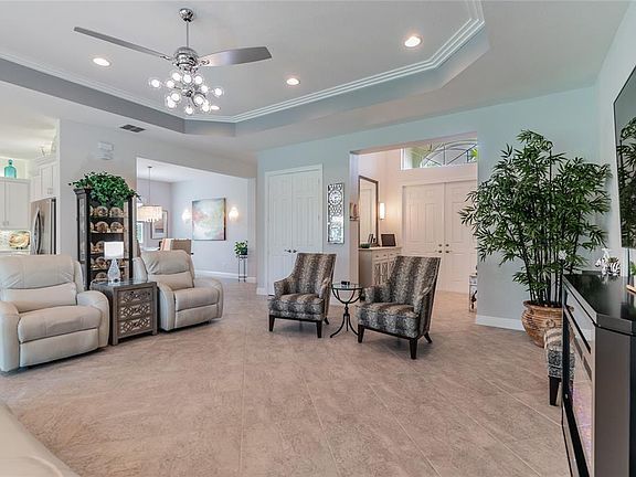 5th image of 16122 Diamond Bay Dr