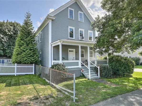 156 Mount Hope Ave, Bristol, RI 02809
