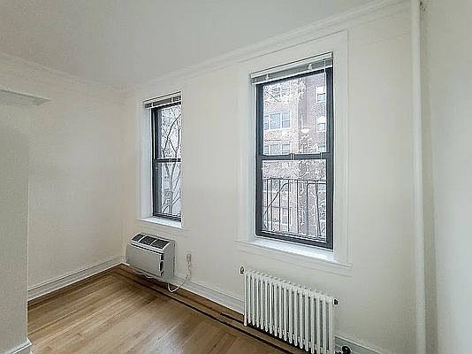 1st image of 214 E 51st St APT 5B