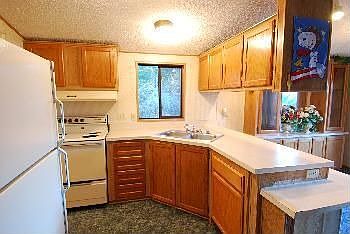5th image of 1310 SE Crescent Dr