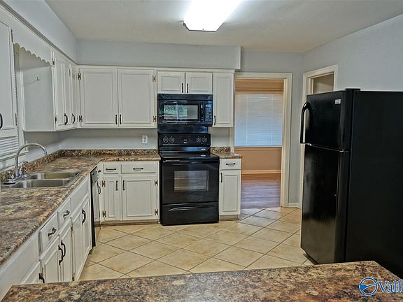 4th image of 5013 Holmes Ave NW