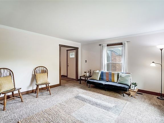 5th image of 4350 Salisbury Ct