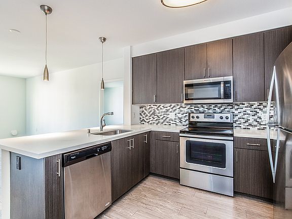 5th image of 688 N 7th St #352