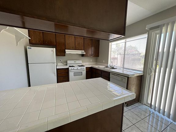 3rd image of 8475 Ivory Coast Dr