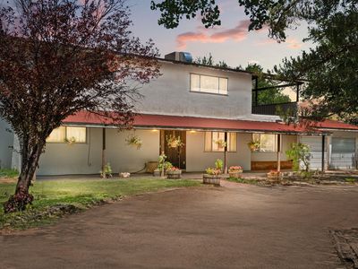 631 Camino Del Bosque NW, Albuquerque, NM, 87114