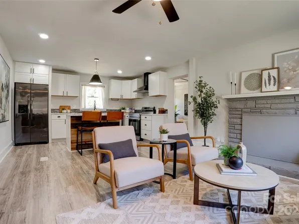 2624 Ashley Rd, Charlotte, NC 28208