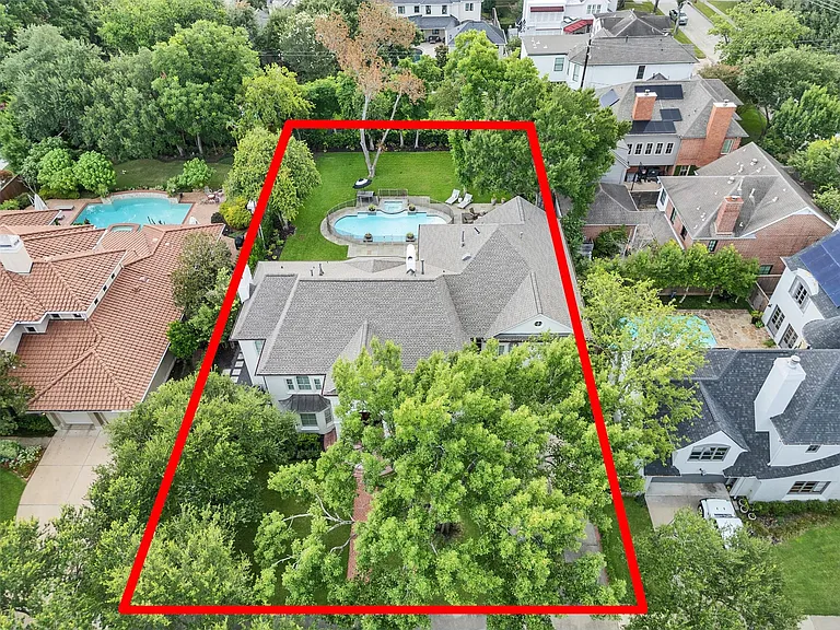 6608 Vanderbilt St — Photo 46
