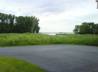 8423 Canary Grass Ln, Fox Lake, IL 60020