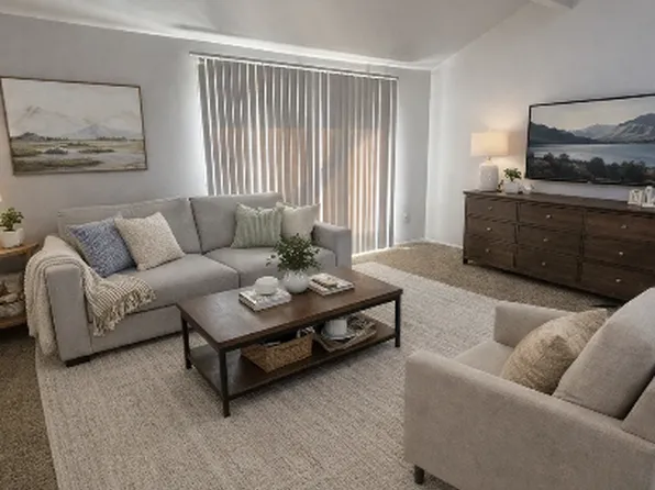 The Knolls Townhomes, 3582 Pershall Rd #4d6d13a05, Saint Louis, MO 63135
