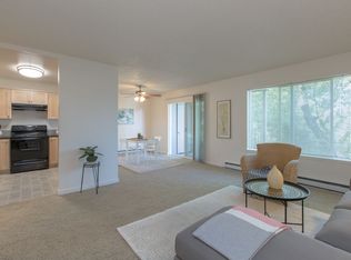 6345-6415 NE Glisan St #4, Portland, OR 97213