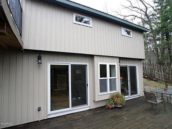 3rd image of 9204 E New River Dr