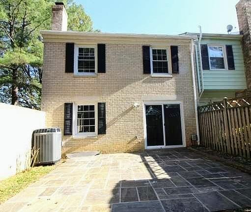 4th image of 14 Landsend Dr