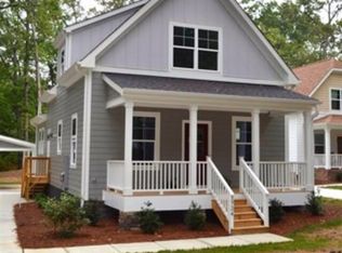 1724 Arrowhead Dr, Durham, NC 27705